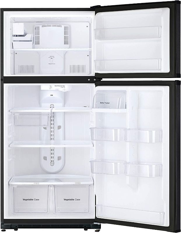 Photo 2 of Winia WTE21GSBMD 21 Cu. Ft. Top Mount Refrigerator With Factory Installed Ice Maker - Black------factory sealed 
