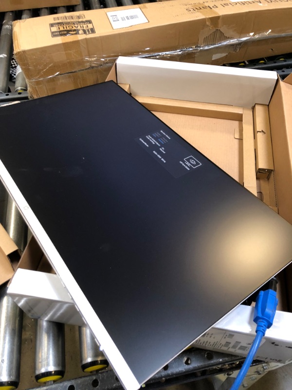 Photo 6 of HP 27-inch FHD Monitor with AMD FreeSync Technology (2021 Model, M27fw)