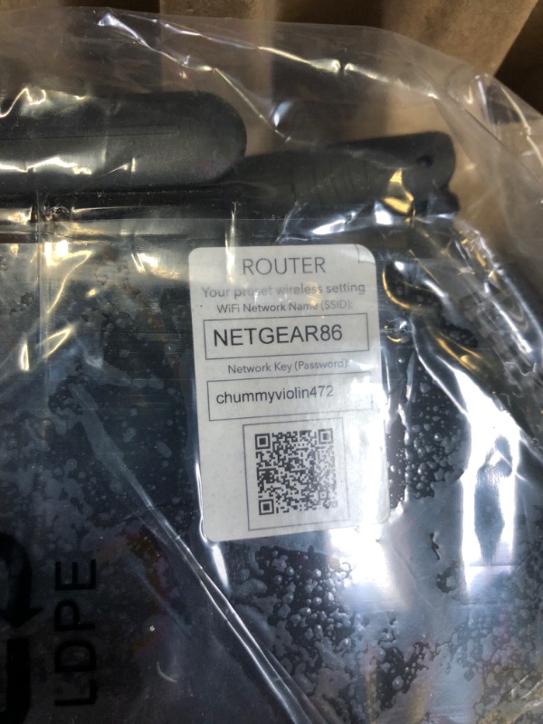 Photo 3 of NETGEAR WiFi Router (R6330) - AC1600 Dual Band Wireless Speed (up to 1600 Mbps) | Up to 1200 sq ft Coverage & 20 Devices | 4 x 1G Ethernet and 1 x 2.0 USB Ports (R6330-1AZNAS) AC1600 WiFi with MU_MIMO