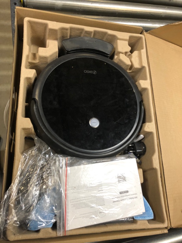 Photo 4 of + 360 C50 Robot Vacuum and Mop, 2600 Pa, Zigzag Cleaning, Scheduled Cleaning, Edge, Spot, Deep Cleaning, Compatible with Alexa and Google Assistant, Black New-C50----very used sale for parts only 