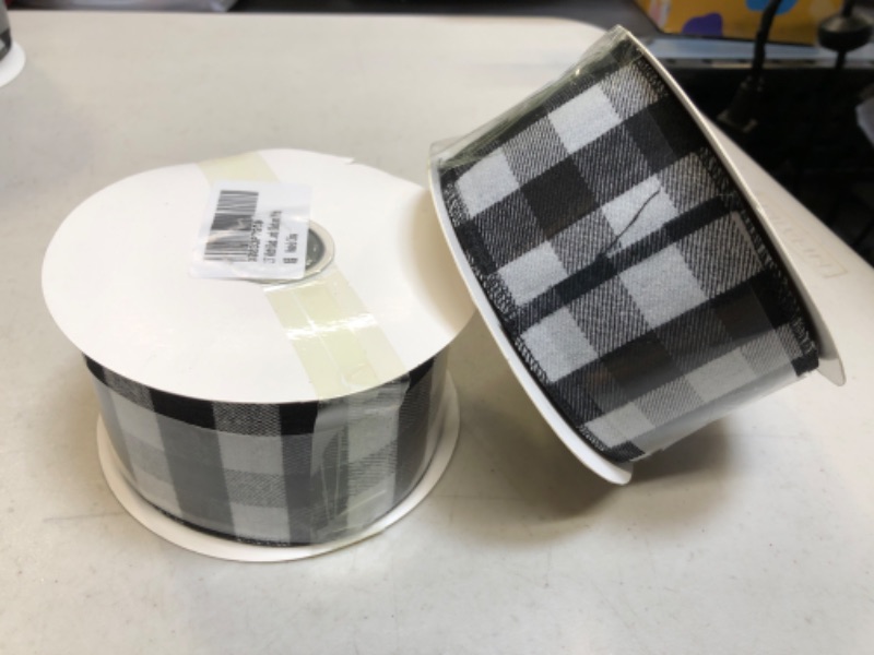 Photo 2 of 2.5" Width Black and White Plaid Check Wired Edge Ribbon for Xmas , Home Decor,DIY Gift Wrapping, Bow Decoration-10 Yards (Black and White)
2 PACK 