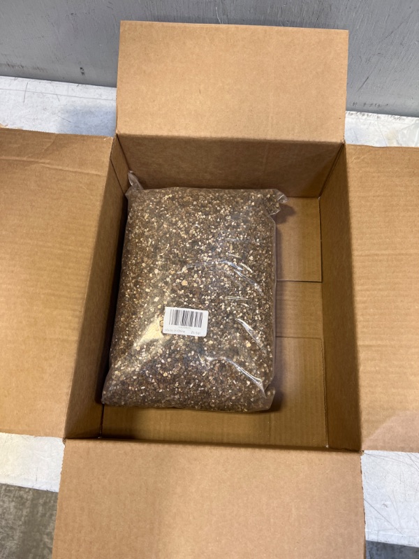 Photo 3 of 5 QT Professional Grade Horticultural Organic Vermiculite (5 QT, Vermiculite)