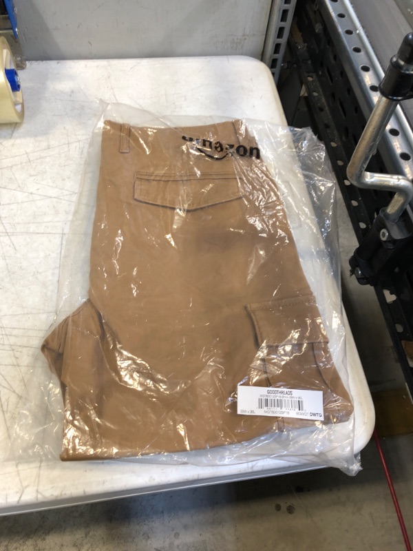 Photo 1 of 29W X 30L MEN PANTS 