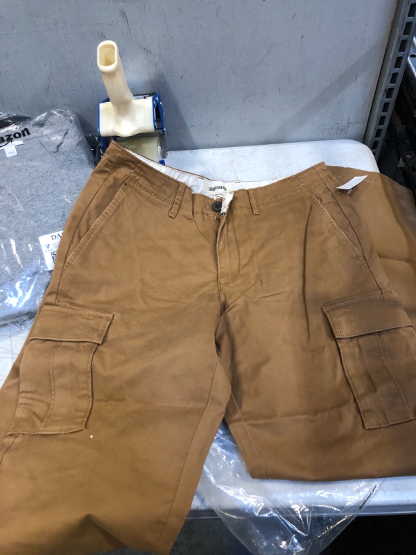 Photo 2 of 29W X 30L MEN PANTS 