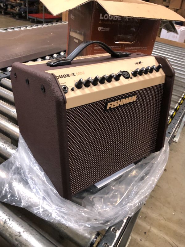 Photo 2 of Fishman Loudbox Mini Charge 60-Watt 1x6.5 Inches Battery Powered Acoustic Combo Amp