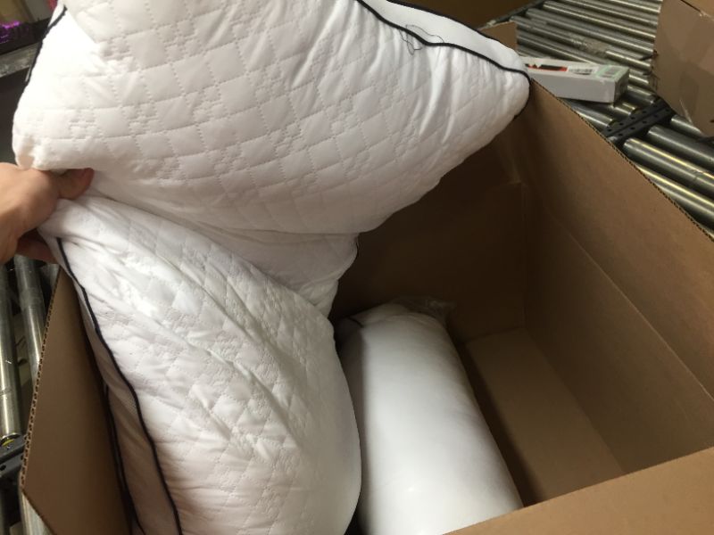 Photo 1 of 2 pack pillows 
