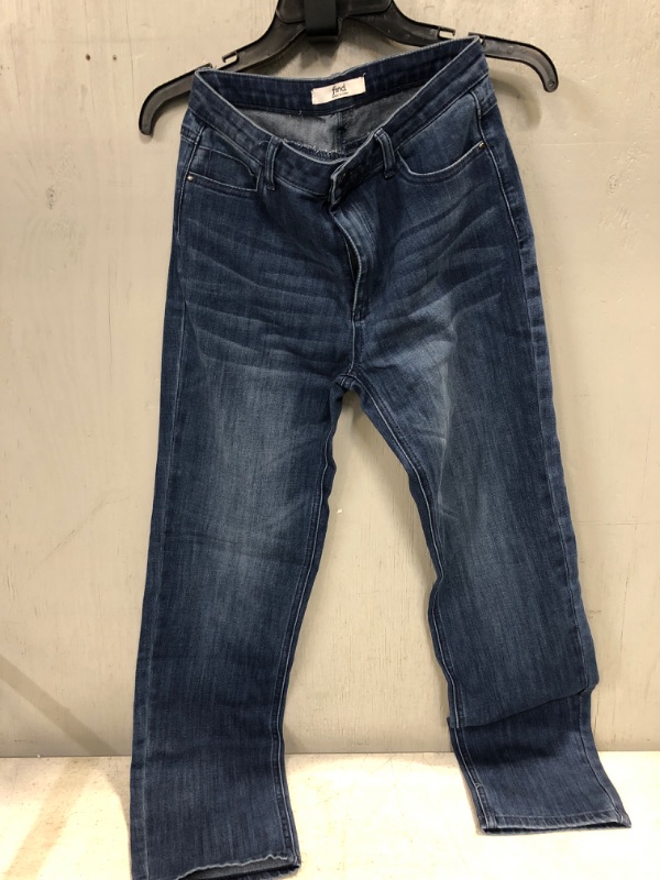 Photo 2 of 28X32 ////find. Women's Straight Leg Mid Rise Jeans Blue (Mid Wash)