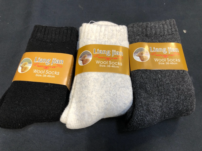 Photo 2 of YZKKE 3Pack Mens Super Thick Wool Warm Socks - Soft Comfort Casual Crew Winter Socks
