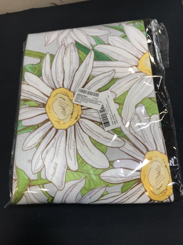 Photo 2 of ZZAEO Kitchen Rugs Watercolor White Daisies Flowers Bee, 39 x 20 inch Kitchen Floor Mat Non Slip Standing Mat ** FACTORY SEALED 