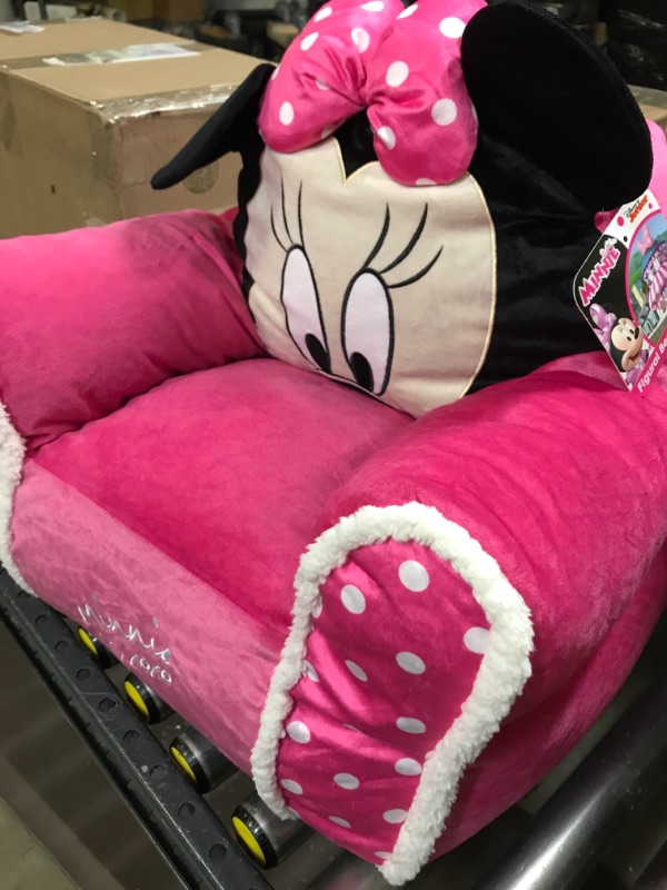 Photo 2 of Idea Nuova Disney Minnie Mouse Figural Bean Bag Chair with Sherpa Trim, Ages 3+, Pink