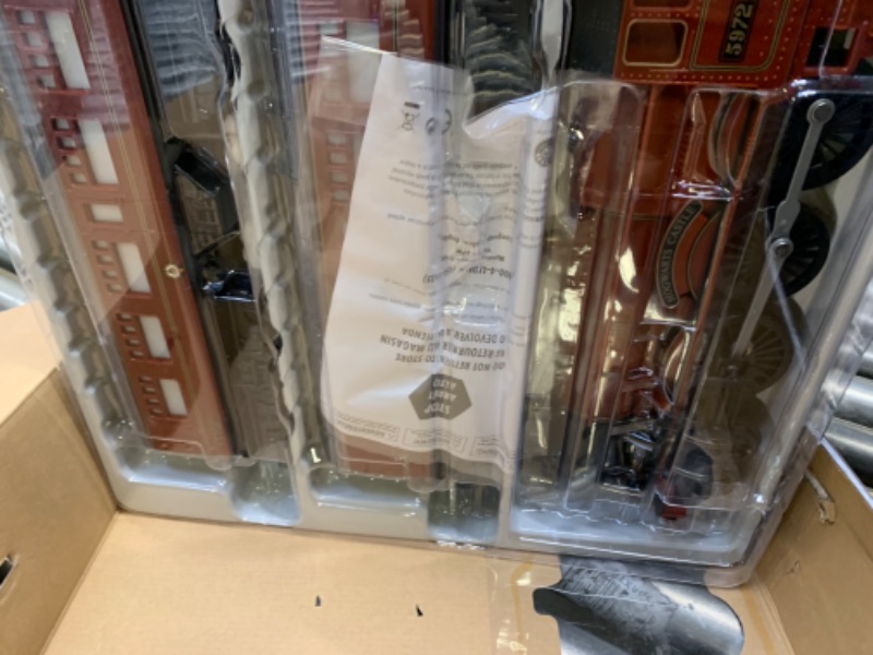 Photo 1 of Lionel Hogwarts Express Ready-to-Play 4-6-0 Set, Battery-powered Model Train Set with Remote Complete Set --- Box Packaging Damaged, Item is New
