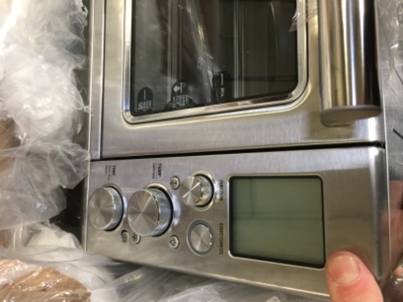 Photo 3 of Breville Smart Oven Air Fryer Toaster Oven, Brushed Stainless Steel, Selling for Parts, Did Not Turn On