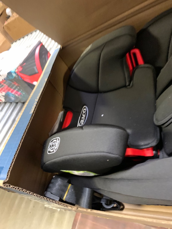 Photo 7 of Graco Tranzitions 3 in 1 Harness Booster Seat, Proof Tranzitions Black --- Box Packaging Damaged, Minor Use
