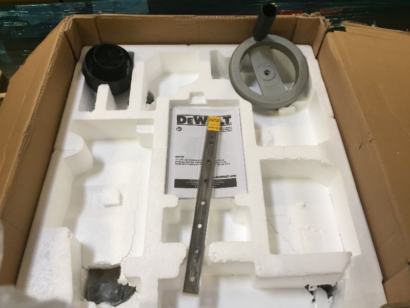 Photo 4 of **parts only** DEWALT 13-Inch Thickness Planer, Three Knife, Two-speed with Protective Safety Glasses (DW735X & DPG55-1C) w/Safety Glasses (has a damaged bed, leaves a huge gouge from the blades when planning right down the center.)