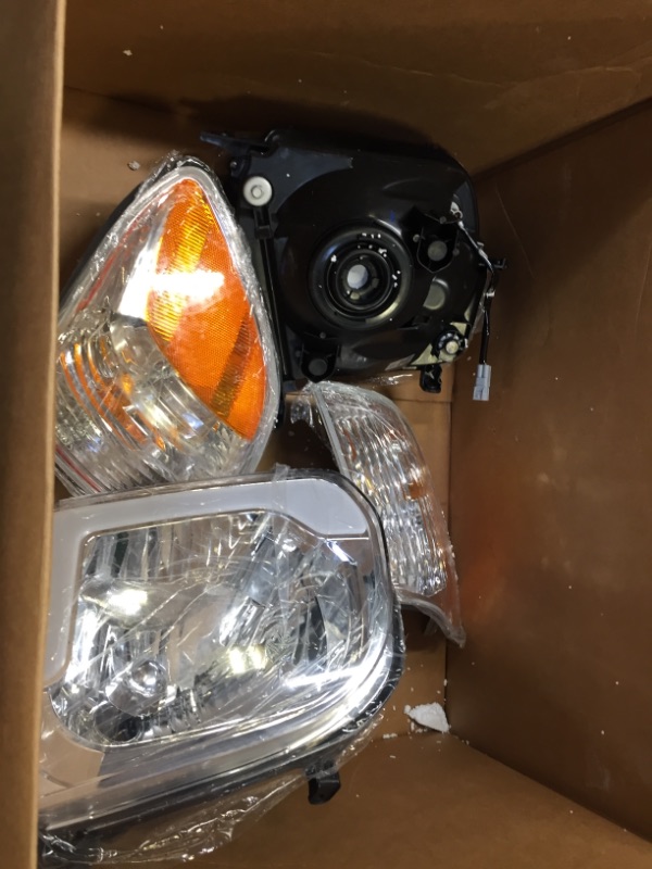 Photo 1 of AUTOSAVER88 LED Headlight Assembly Compatible with 2005 2006 Tundra SR5/Limited(Double Cab Only), 2005 2006 2007 Sequoia Chrome Housing Clear Corner Lamps(Not suitable for Regular/Assess Cab) LED - Chrome/Amber/Clear ***SUPPORT PIECE BROKEN****