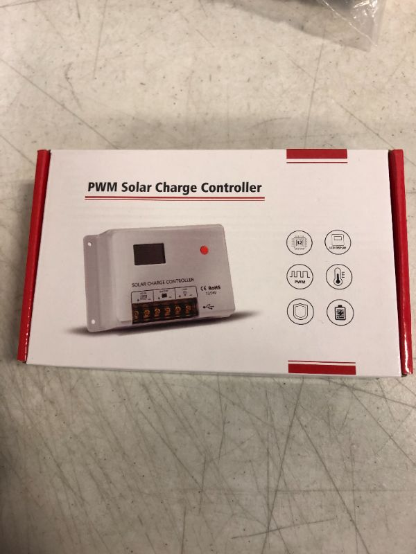 Photo 2 of 30A P?? Solar Charge Controller,12V/24V Auto,Solar Panel Regulator,for Sealed Gel Flooded and Lithium Battery,LCD Display,Dual USB Port
