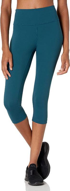 Photo 1 of Core 10 Women's Spectrum High-Waist Capri Yoga Legging M
