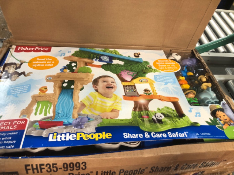 Photo 2 of *SEE NOTES*Fisher-Price Little People Toddler Playset Share & Care Safari 2-Ft Tall Toy with Lights Sounds & 7 Figures for Ages 1+ Years 