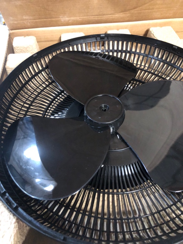 Photo 3 of *SEE NOTES* BLACK+DECKER 16 Inches Stand Fan with Remote Black 16"