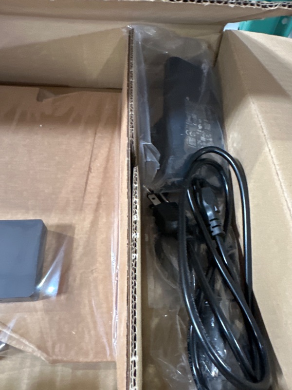 Photo 3 of HP ZBook 150W Thunderbolt 3 Docking Station (P5Q58UT#ABA)