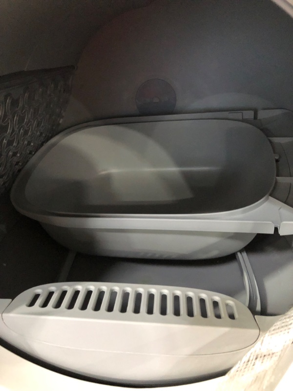 Photo 4 of 
Automatic Cat Litter Box,