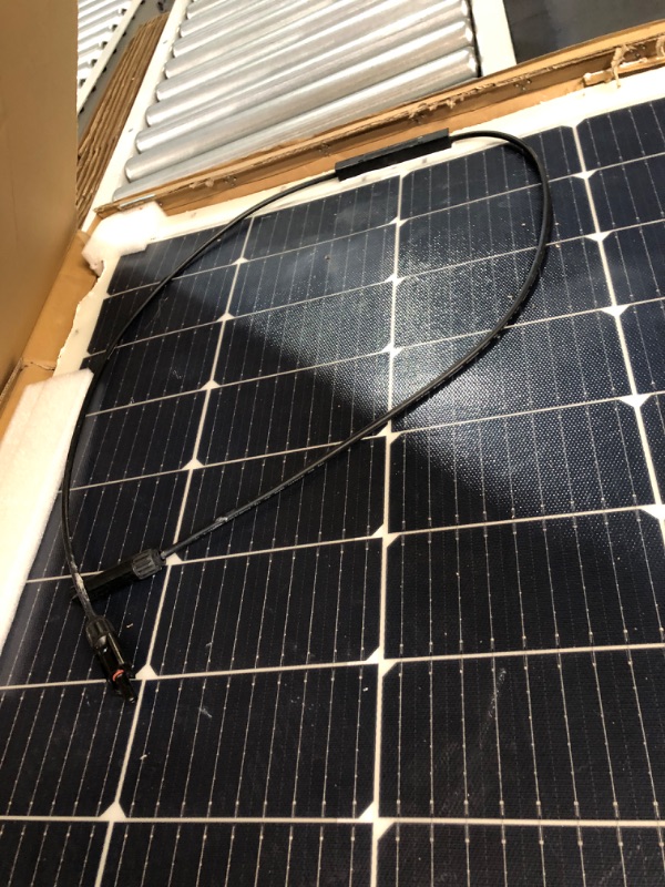 Photo 4 of ***DAMAGE TO THE ENDS BUT NOT THE MAIN PART**
Renogy Solar Panel 200W 12V Lightweight Monocrystalline Semi-Flexible Bendable Mono Off-Grid Charger 