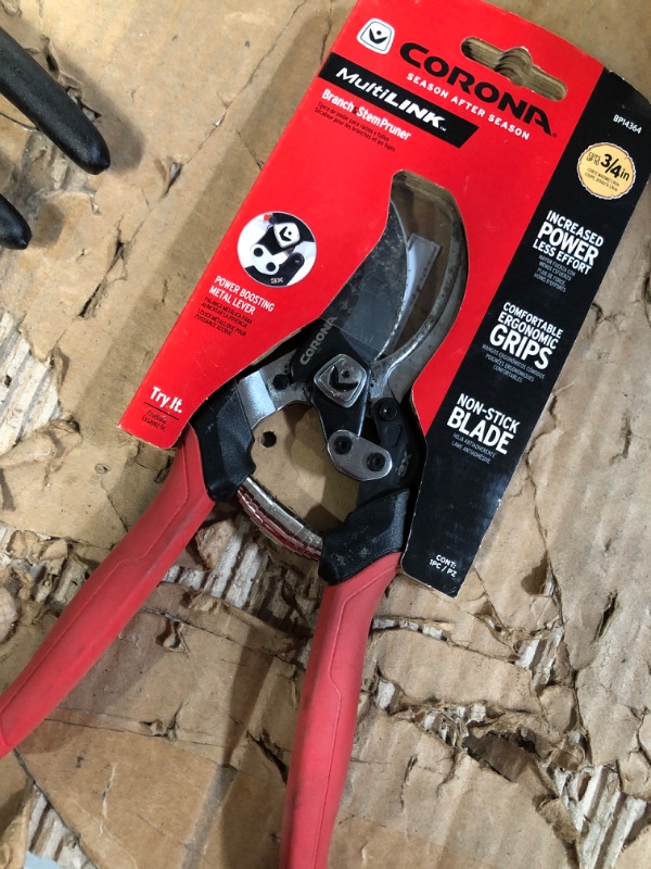 Photo 2 of [stock img similar] Corona BP 3214D ComfortGEL Bypass Hand Pruner, 3/4-inch cut , Red 3/4 Inch