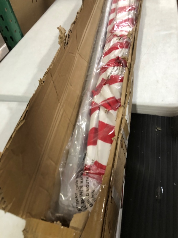 Photo 1 of Heininger 1323 DestinationGear Italian Red and White 6' Acrylic Striped Patio Pole Umbrella