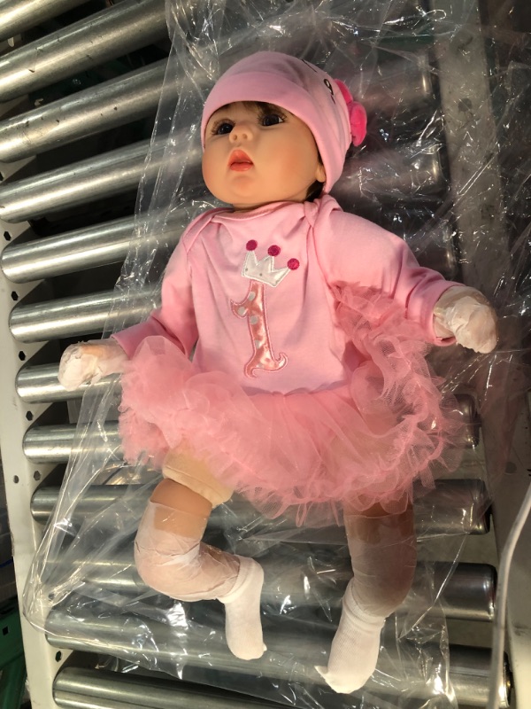 Photo 6 of Lifelike Reborn Baby Doll Girls 21" 