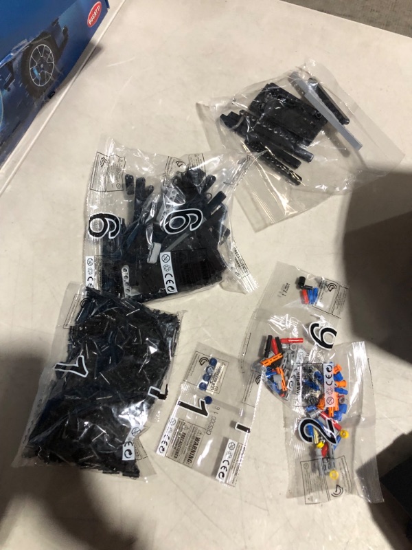 Photo 1 of [USED] LEGO Technic Bugatti Chiron 42083 Race Car Building Kit and Engineering Toy, Adult Collectible Sports Car with Scale Model Engine (3599 Pieces)