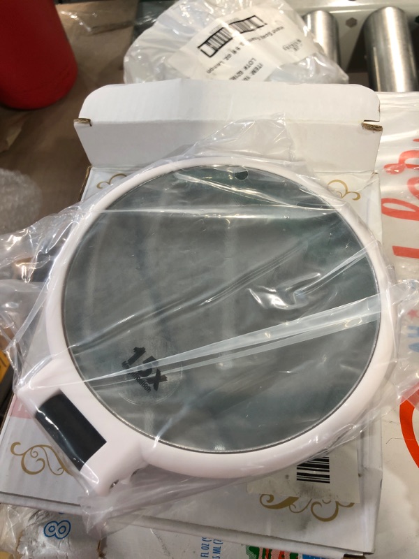 Photo 1 of 15x Magnifying Handheld Mirror