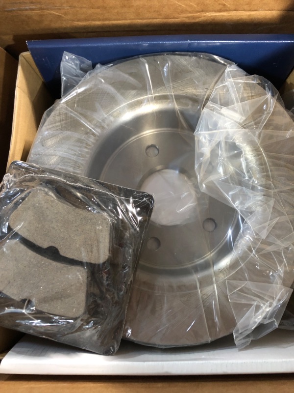 Photo 2 of Detroit Axle - 11.46 inch (291mm) Rear Disc Rotors + Ceramic Brake Pads 4pc Set
Part #'s  P-1564, and R-54193