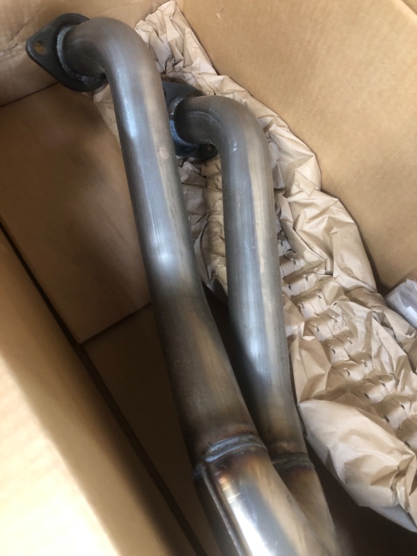 Photo 4 of MagnaFlow Direct-Fit Catalytic Converter HM Grade Federal/EPA Compliant 23120 41in