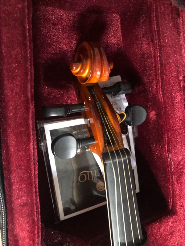 Photo 8 of **LIKE NEW**Mendini 14-Inch MA250 Varnish Solid Wood Viola with Case, Bow, Rosin, Bridge and Strings 14-in. Natural Varnish