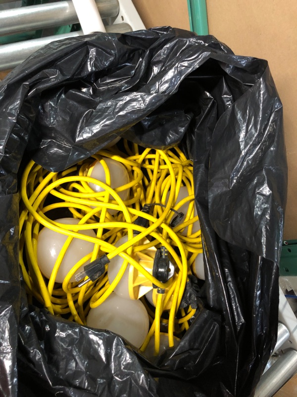 Photo 2 of (SEE NOTES) Southwire 7175SW LED String Lights, 100 Foot, Yellow