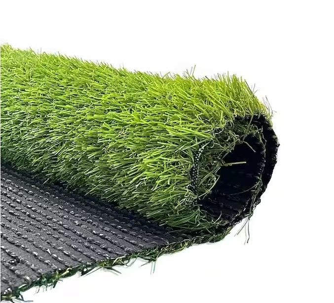 Photo 1 of (SEE NOTES) ?ft. x 5 ft. Green Artificial Grass Carpet 