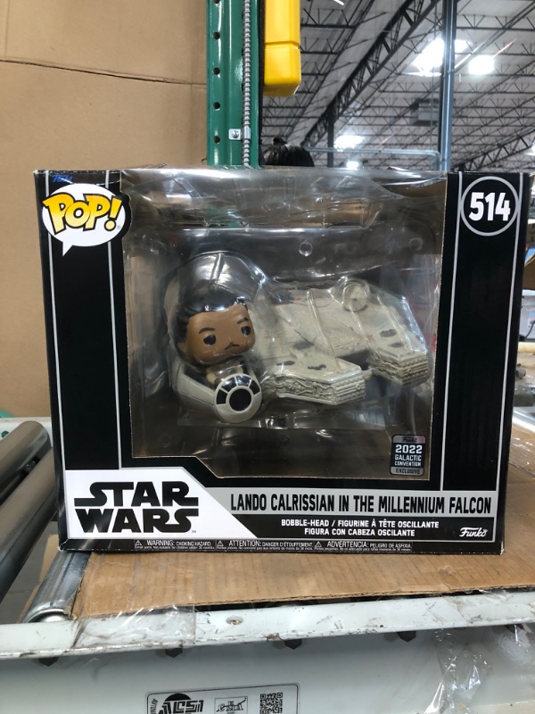 Photo 2 of *DAMAGED**Funko Pop! Ride Super Deluxe: Star Wars - Lando Calrissian in The Millenium Falcon 