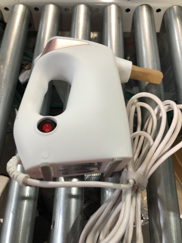 Photo 1 of **SEE NOTES**
Handheld Steam Cleaner, Handheld Steamer for Cleaning, with Steam Lock Button for Hands-free Steaming, Continuous Steam with Unlimited Use Time, 120?, for Home Furniture Upholstery Sofa Grout Tile white