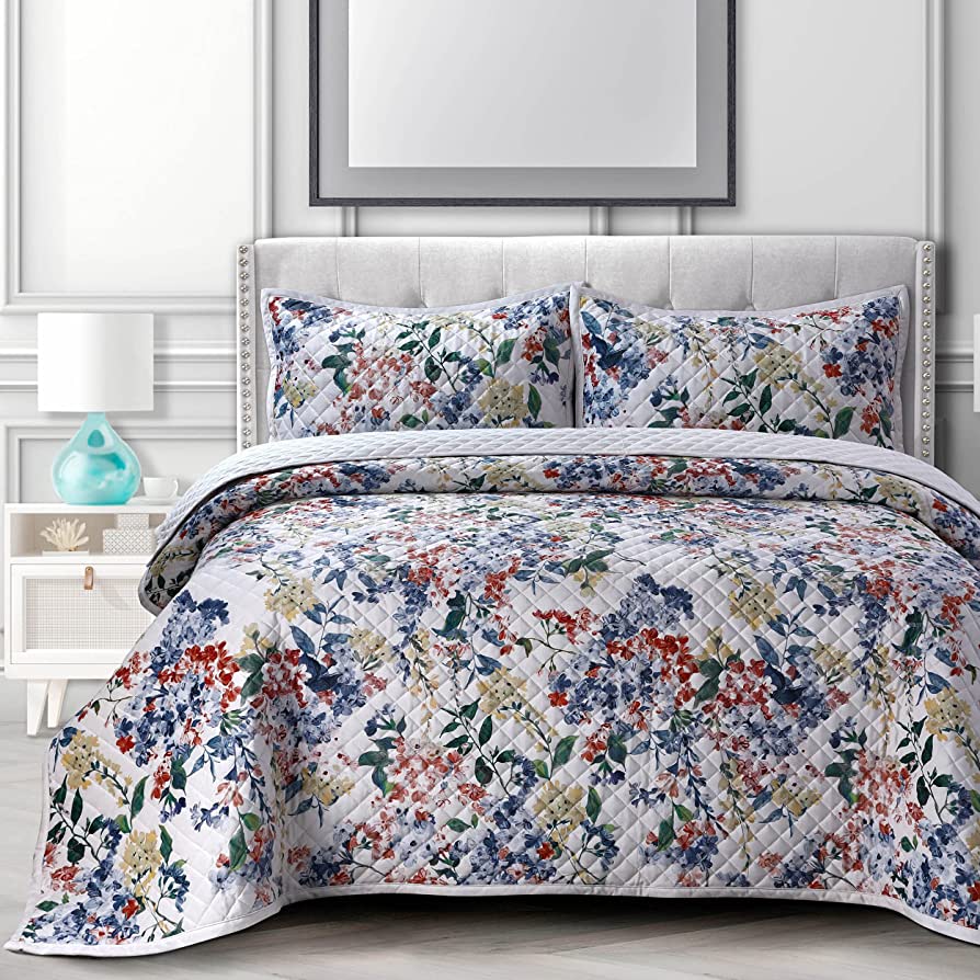 Photo 1 of Floris Printed Oversized Velvet Ultra-Soft Luxury Quilt