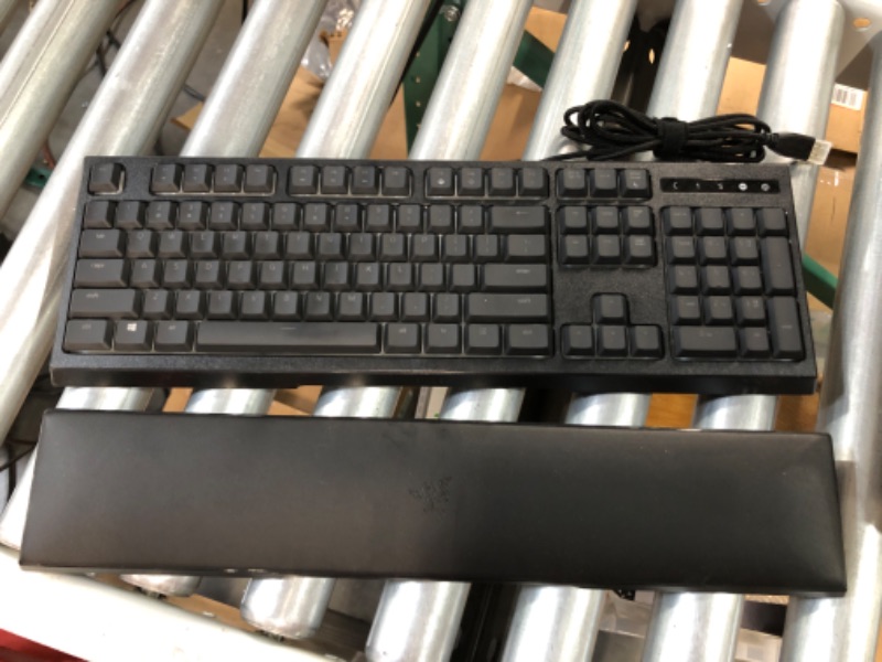 Photo 2 of Razer Ornata Chroma Gaming Keyboard: Hybrid Mechanical Key Switches