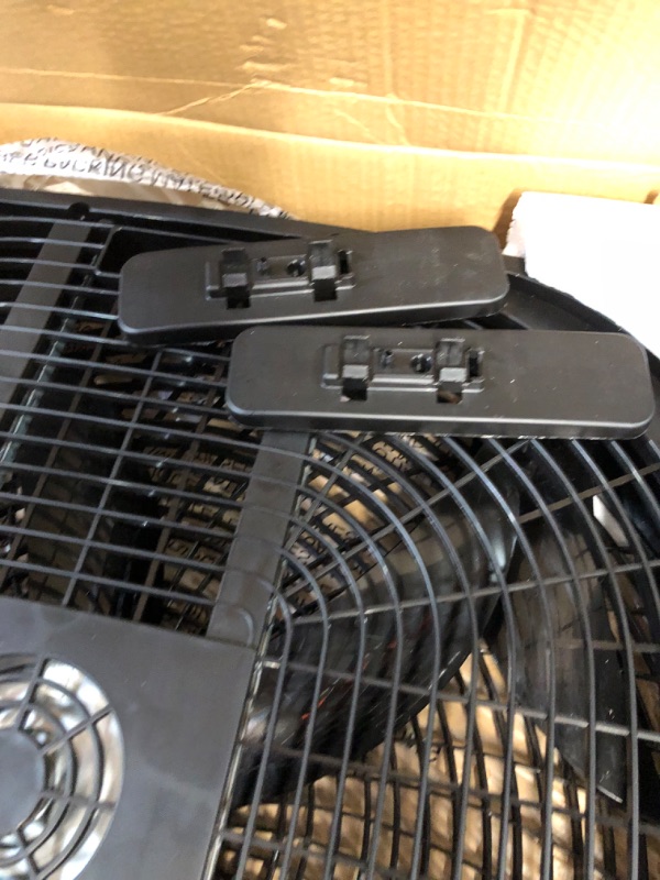 Photo 3 of *DAMAGED*  Amazon Basics 3 Speed Box Fan, 20-Inch 20-inch Box Fan