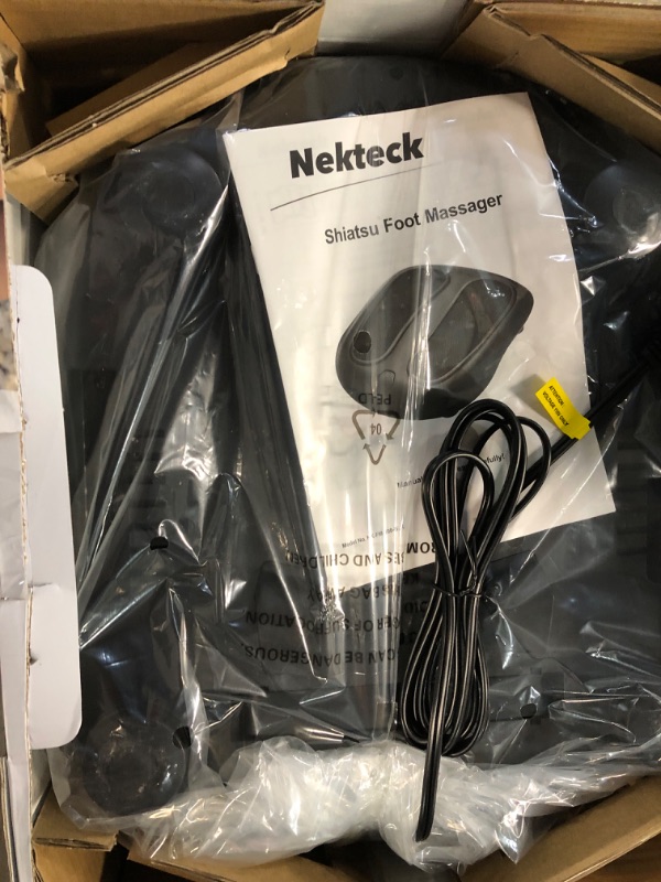 Photo 2 of Nekteck Foot Massager with Heat Black SEEMS NEW