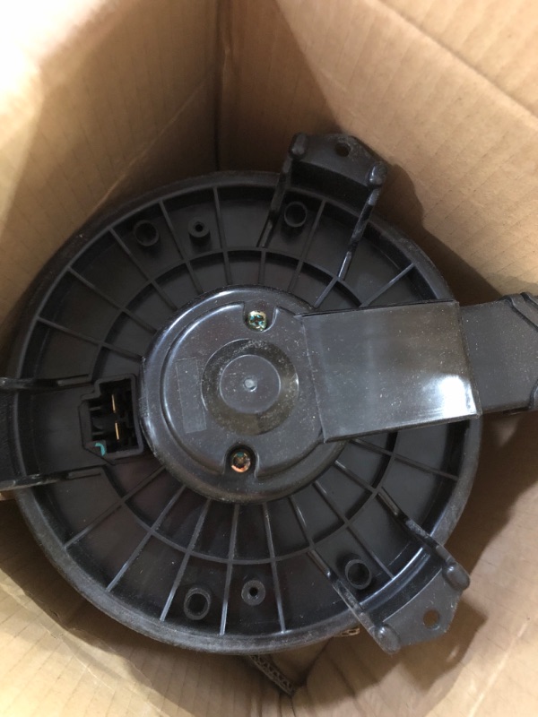 Photo 2 of FAERSI HVAC Plastic Hater Blower Motor with Fan Cage Compatible with 2007-2013 Acura 