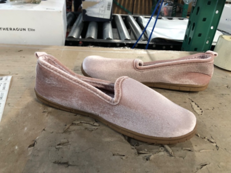 Photo 4 of Dearfoams Women's Rachel Shiny Velour Closed Back Slipper

