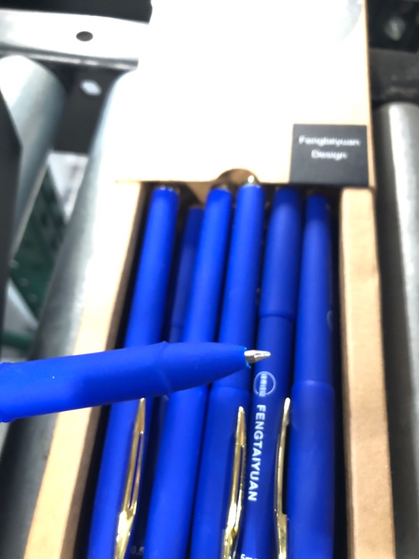 Photo 1 of Fengtaiyuan BP18, Gel Ink Rollerball Pens, Blue Ink, Extra Fine 0.5mm