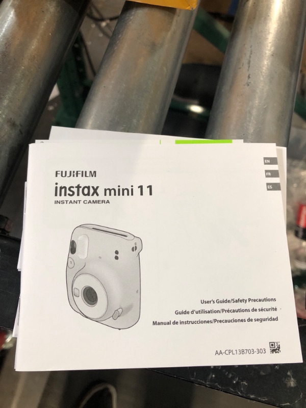 Photo 6 of Fujifilm Instax Mini 11 Instant Camera - Blush Pink