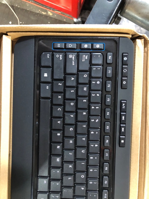 Photo 3 of Amazon Basics Wireless Computer Keyboard and Mouse Combo - Full Size - US Layout (QWERTY)