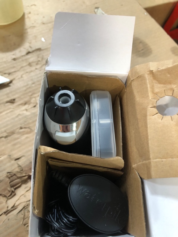 Photo 1 of * USED * 
Waterpik Cordless Advanced Water Flosser For Teeth, Gums, Braces, Dental Care With Travel Bag and 4 Tips, ADA Accepted, Rechargeable, Portable, and Waterproof, Black WP-562