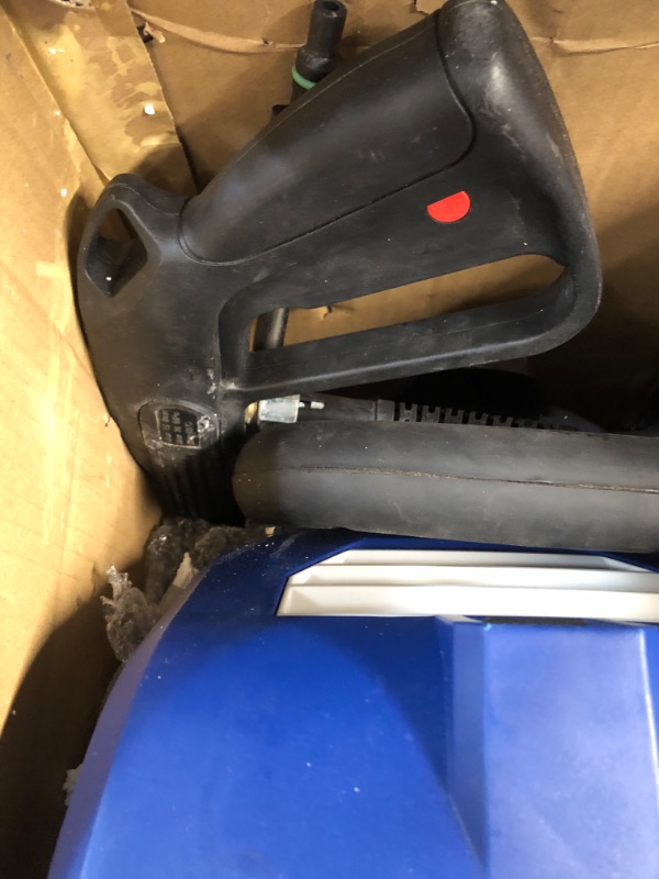 Photo 2 of * USED * 
Blue Clean AR383 Electric Pressure Washer 1.7 GPM, 11 Amps 