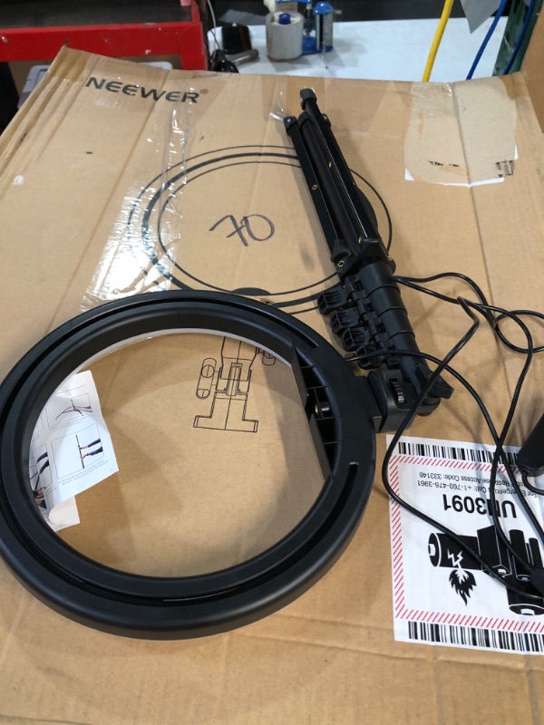 Photo 1 of NEEWER Ring Light Kit: 18"/48cm Outer 55W 5600K Dimmable LED Ring Light